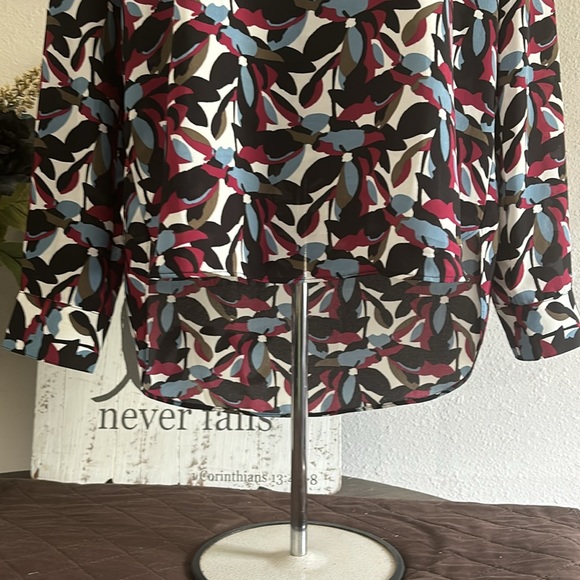 LOFT top - Picture 5 of 5